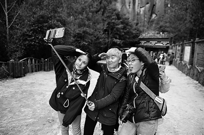 res01_attpic_brief (1).jpg