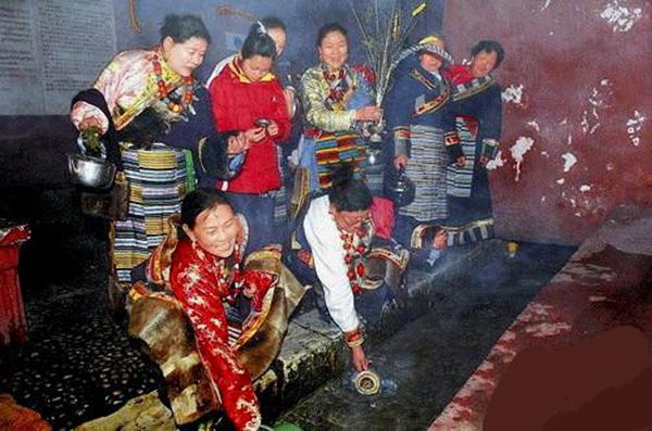  藏族特色新年習(xí)俗 藏族新年活動(dòng)